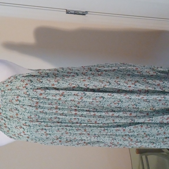 <> Floral Summer Green  Dress - Picture 4 of 8